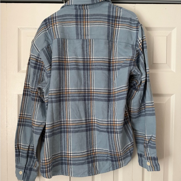 American Eagles Women’s relaxed fit Blue Plaid Button-Up Shirt - Picture 3 of 3